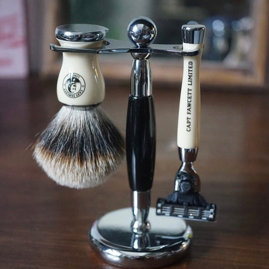 A choice of taste! Safe and easy to use Captain Fawcett's safety razor set on sale